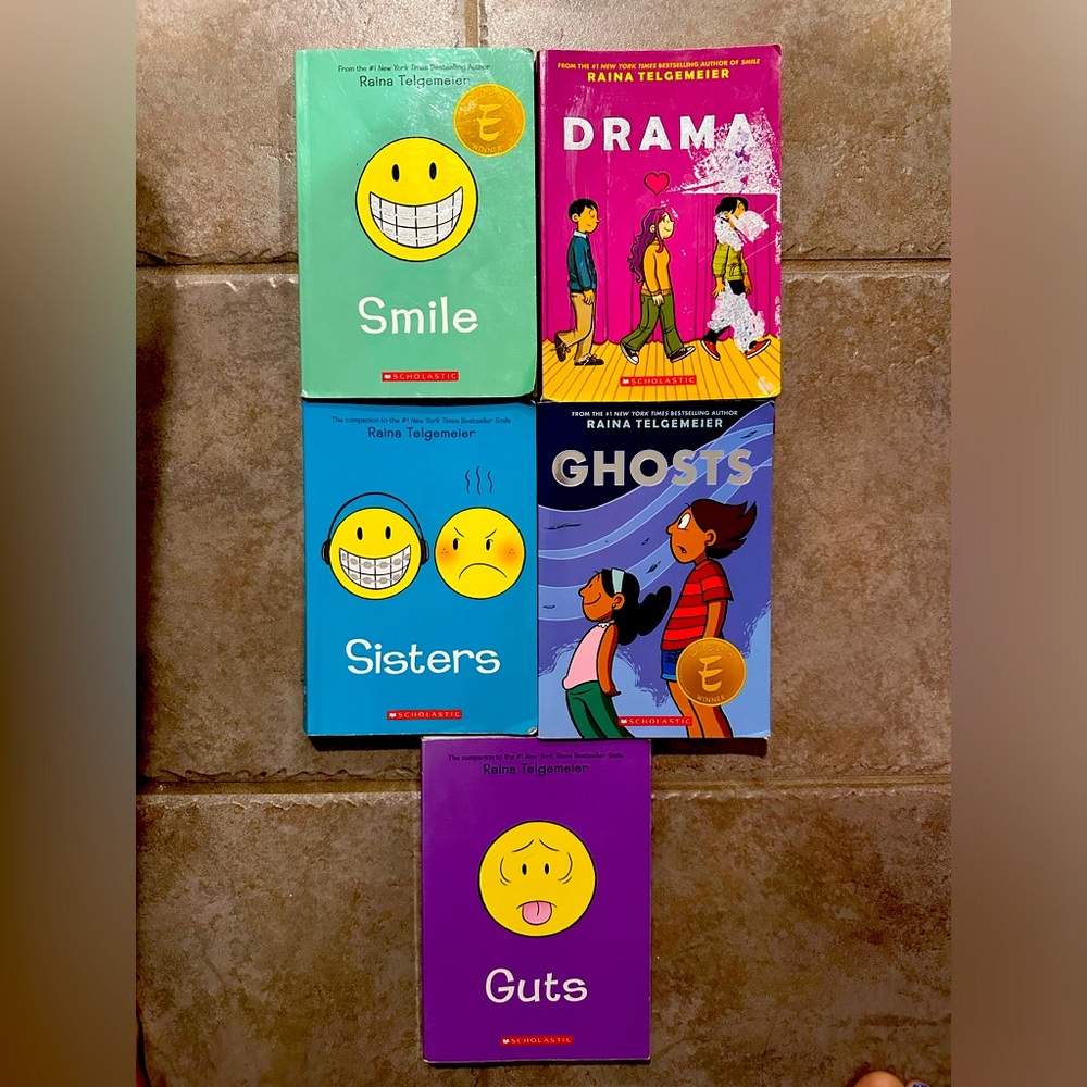 Graphic Novels (Girls) Raina Telgemeir, Author